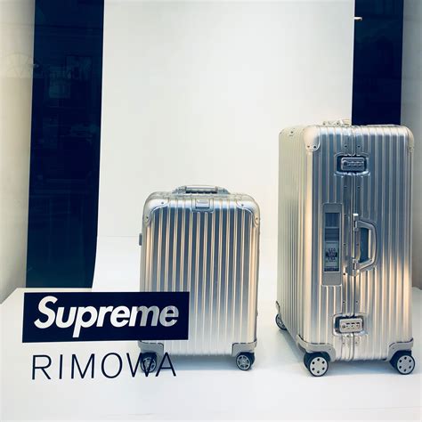 replica supreme rimowa